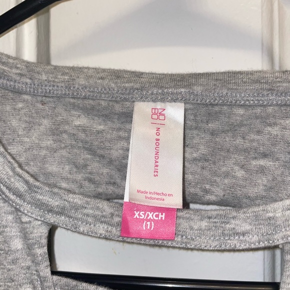 Cutout Tank - Picture 3 of 3